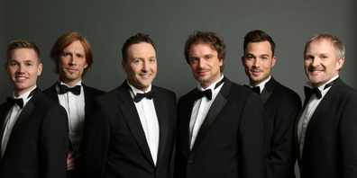 Die Jungs der a-capella-Band A-live sind mit einer Weihnachtsshow zurück