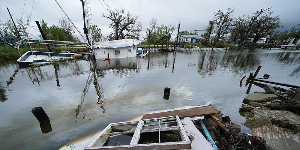 2021 gehörte für die Versicherer zu den teuersten Katastrophenjahren - im Bild Verwüstungen des Hurrikans "Ida" in den USA. (Archivbild)