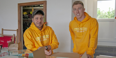 Organisatoren des Trinkspiel-Abends waren  Luca Palmisano (l.) und Tim van der Linden.