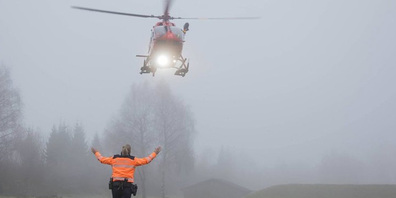 Arbeitsunfall in Sargans: Der unbestimmt verletzte Mann wurde mit der Rega ins Spital geflogen. 