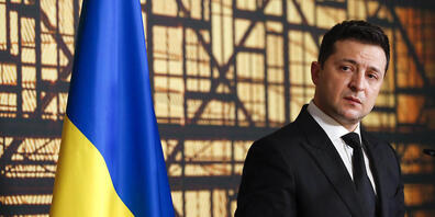 Der Präsident der Ukraine Wolodymyr Selenskyj ist besorgt wegen der Krise um den russischen Truppenaufmarsch. Foto: Johanna Geron/Pool Reuters/AP/dpa