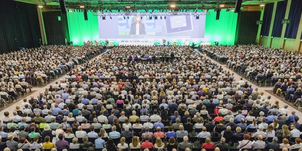 Rund 4'000 AktionärInnen wohnen jedes Jahr der Generalversammlung der St.Galler Kantonalbank bei.