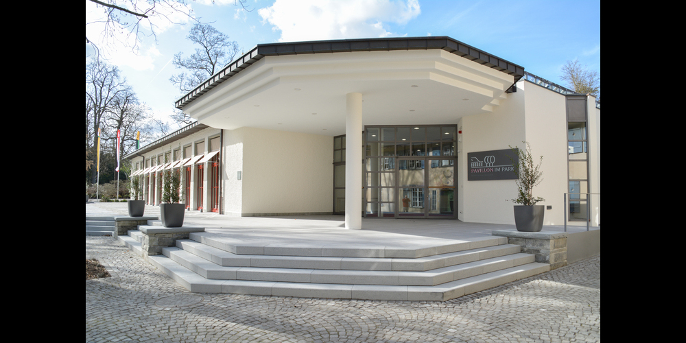 Das ehemalige Park Casino heisst neu Pavillon im Park. Während sechs Monaten wurde der in die Jahre gekommene Veranstaltungsort saniert.