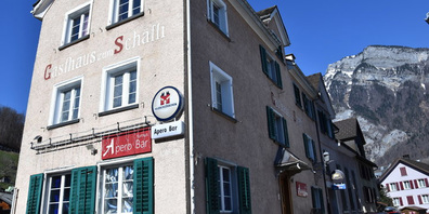 Ort der Tat: Im Hotel-Restaurant «Schäfli» in Mels ist in der Nacht auf Sonntag ein Mann umgekommen. 