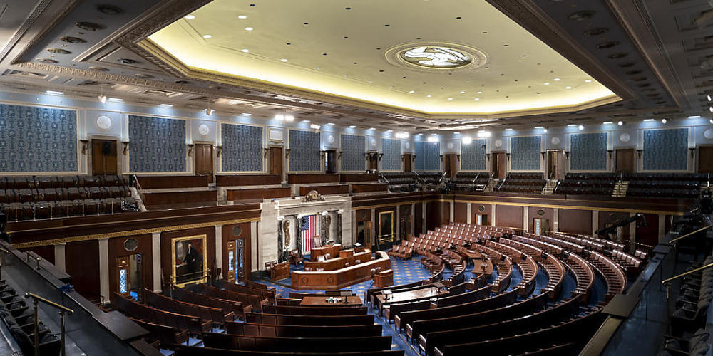 Der Saal des Repräsentantenhauses ist im Kapitol in Washington zu sehen. Foto: J. Scott Applewhite/AP/dpa