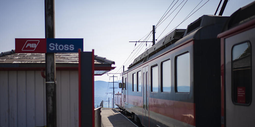 Der Kanton St. Gallen ist Mitbesitzer von drei öV-Betrieben. Der Vorschlag der Regierung, den Aktienanteil an der Bus Ostschweiz AG zu verkaufen und jenen der Appenzeller Bahnen (Bild) in Aktien der Schweizerischen Südostbahn zu tauschen, kommt be...