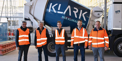 Regierungsrat Mario Cavigelli, Andreas Zindel-Schnell, Andreas Zindel, Christian Wengi und Gion Willi. 