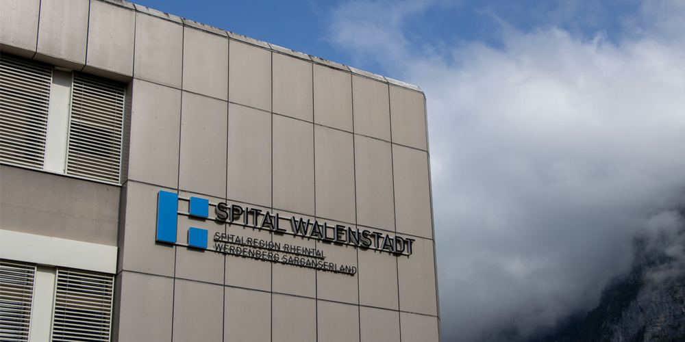 Das Spital Walenstadt soll für 8 Millionen Franken vom Kantonsspital Graubünden übernommen und weiterbetrieben werden.