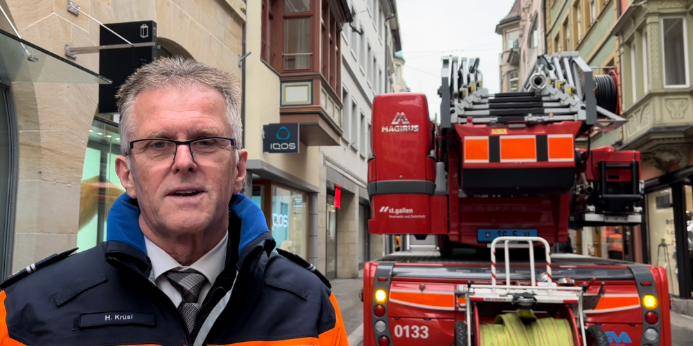 Mediensprecher Hanspeter Krüsi informierte vor Ort