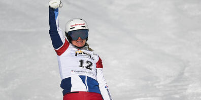 Sieg und Kristallkugel zum Abschluss: Julie Zogg ballt die Faust