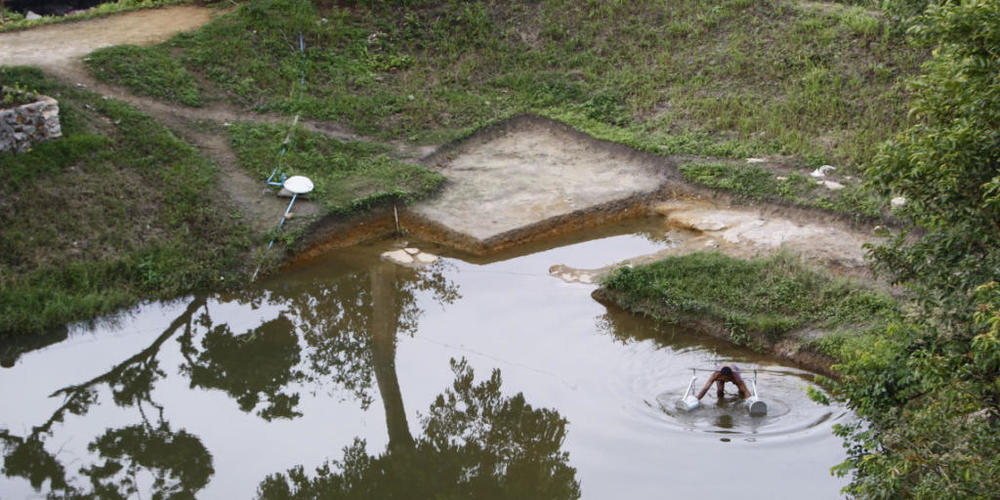 Die Übernutzung des Grundwassers führt unter anderem in Südostasien zu Problemen. (Archivbild)