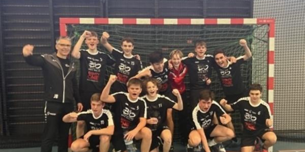 Die jungen Rheintaler freuen sich um den Sieg