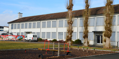 Hier soll eine Dreifachturnhalle hinkommen. 