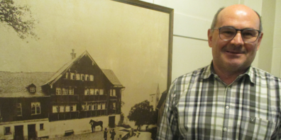 Gemeindepräsident Gino Pauletti freut sich, dass der traditionsreiche Gastrobetrieb Krone ausser montags wieder täglich geöffnet ist.