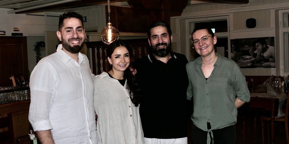 Die «neuen» Italiener in der Klostermühle: vl. Giuseppe Coluccio, Chiara Walser, Vincenzo Collucio und Katarzyna Dabrowska