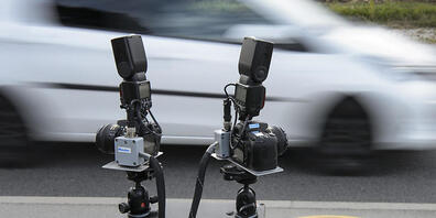 Die Thurgauer Polizei hat am Sonntagvormittag bei Wigoltingen einen Raser erwischt. Er fuhr ausserorts 62 Stundenkilometer zu schnell. (Symbolbild)
