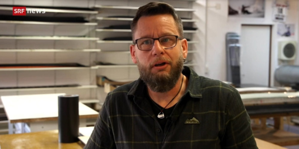 Marcel Brunner, Gründer des Schweizer Labels Oxess, im Beitrag von SRF.