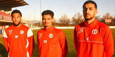 Die drei neuen Spieler beim FCRJ: v.l.n.r: Noah Jones, Josiah Daniel, Karwan Khoshekdaman
