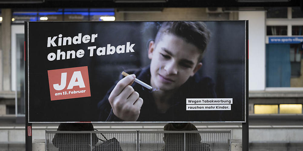 Kinder und Jugendliche sollen nicht mehr durch Tabakwerbung zum Rauchen verleitet werden. Das Tabakproduktegesetz wird weiter verschärft. (Archivbild)
