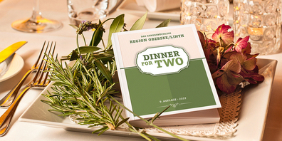 Neue Restaurants kennenlernen mit dem «Dinner for two»-Genussbüchlein 2022  und dabei 16-mal einen Hauptgang kostenlos geniessen.