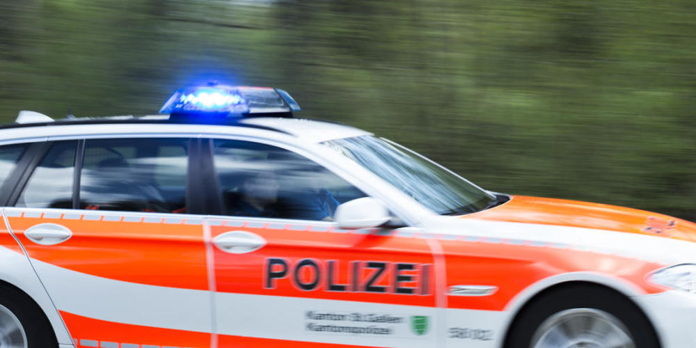 In Rheineck brannte am Sonntagnachmittag ein Einfamilienhaus. Die drei Bewohner blieben unverletzt. (Symbolbild)