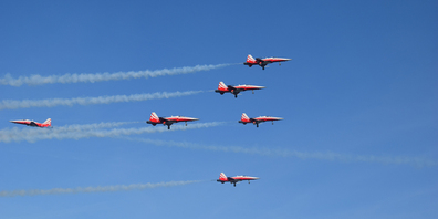 Fast-Crash über Zug, die Patrouille Suisse entging nur knapp einer Katastrophe.