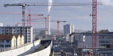 Das Ja-Komitee zum Klimaschutz-Artikel sieht die Bewältigung der Klimakrise als Querschnittsaufgabe, die unter anderem die Bereiche Verkehr und Siedlungsentwicklung betrifft. Abgestimmt wird am 15. Mai. (Symbolbild)