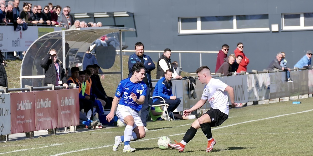 Jungspund Cristian Navarro hat sich als Verteidiger auf der rechten Aussenbahn bewährt