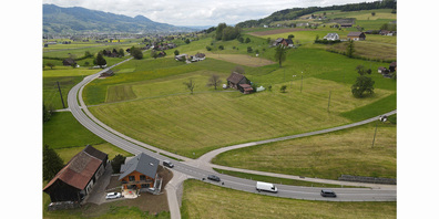 Lägeten und weiter hinten Holeneich. 