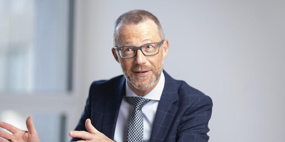 Raiffeisen-Chef Heinz Huber hat im vergangenen Jahr in etwa soviel verdient wie im Jahr 2020. Die Gesamtvergütung belief sich auf insgesamt knapp 1,5 Millionen Franken.(Archivbild)