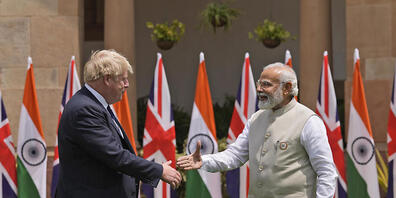 Am Freitag traf Großbritanniens Premier Boris Johnson den indischen Premier Narendra Modi zu Gesprächen in Neu Delhi. Thema waren eine verstärkte Zusammenarbeit in Sicherheitsfragen und eine intensivere Handelspartnerschaft. Foto: Manish Swarup/AP...
