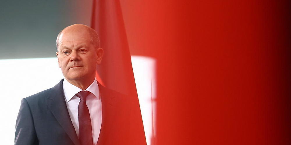 Deutschland werde der Ukraine mittelfristig helfen, ihre Verteidigungsfähigkeit auszubauen, «auch mit westlichen Waffen», sagt der deutsche Kanzler Olaf Scholz. Foto: Lisi Niesner/Reuters/Pool/dpa