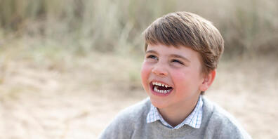 HANDOUT - Auf diesem vom Kensington Palast zur Verfügung gestellten undatierten Bild ist Prinz Louis, Sohn von Prinz William und Herzogin Kate, vor seinem vierten Geburtstag (23.04.2022) zu sehen. Das Foto wurde Anfang des Monats in Norfolk von se...
