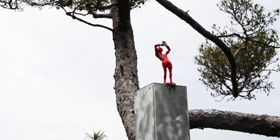 Allerlei zu sehen gabs am Kulturwochenende in Ausserschwyz. Im Bild eine Skulptur von Jürg D. Mathys in Galgenen.