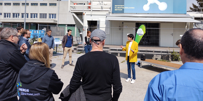 Regierungsrätin Susanne Hartmann am «Green Day» bei der Power-to-Gas-Anlage der OST in Rapperswil.