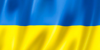 Zwei Schüler führten ein Interview mit einer ukrainischen Klassenkameradin.