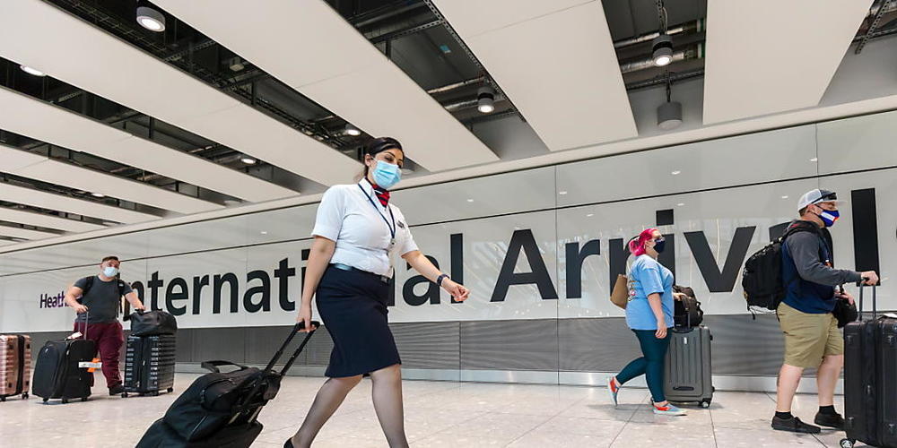 Trotz des Endes aller Coronaregeln in Grossbritannien rechnet der Flughafen London-Heathrow auch dieses Jahr mit einem Verlust. (Archivbild)