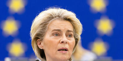 ARCHIV - Ursula von der Leyen, Präsidentin der Europäischen Kommission, spricht auf der Plenarsitzung des Europäischen Parlaments. Foto: Philipp von Ditfurth/dpa