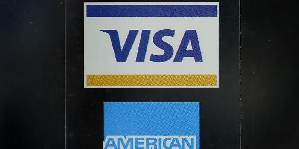 Der US-Kreditkartenkonzern Visa hat Gewinn und Umsatz im vergangenen Geschäftsquartal kräftig gesteigert. (Archivbild)