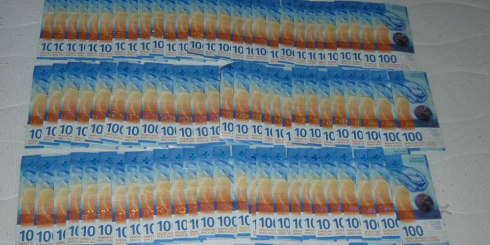 Mutmassliches Drogengeld im Wert von 100'000 Franken.