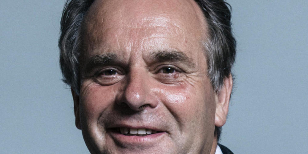 HANDOUT - Dieses undatierte vom britischen Parlament herausgegebene Foto zeigt Neil Parish, konservatives Mitglied des britischen Unterhauses. Parish wurde nach Vorwürfen, er habe im Unterhaus auf seinem Handy Pornos angeschaut, von der konservati...