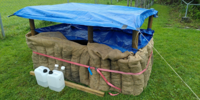 Low-Tech-Lösung: Im vergangenen September testete das Team die Kühldecke zwei Tage lang auf dem Empa-Gelände.