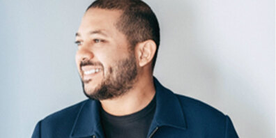 Dirigent Andrés Alonso Heredia.