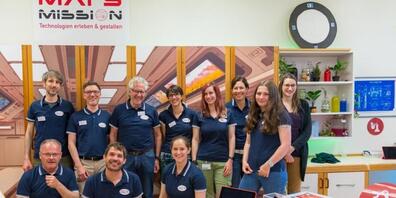 Dieses Team des RDZ Gossau ist auf "Mars Mission". Mit dem neuen Lernarrangement soll bei den Schülerinnen und Schülern die Freude am Experimentieren mit neuen Technologien gefördert werden.