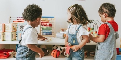 Schwyzer Lehrerinnen und Lehrer verlangen, dass auch im Kanton Schwyz das erste Kindergartenjahr obligatorisch wird.