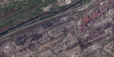 Dieses Satellitenbild von zeigt Schäden am Stahlwerk Azovstal. Foto: Uncredited/Planet Labs PBC/AP/dpa