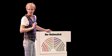 Fake-Ich oder nicht? Comedian Michael Elsener erklärt es im Alten Kino in Mels.