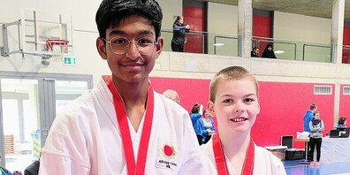 Mena Kamalanathan (links) und Yanic Isening waren bei den U16 erfolgreich.
