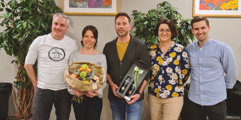 Neuer Vorstand des TC Uznach (v.l.n.r.): Rolf Hürlimann (Technischer Leiter), Eveline Weder (Kassierin), Andreas Pittermann (Präsident), Nadja Dieziger (Aktuarin), Raffael Vögeli (Marketing/PR).
