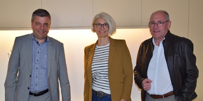 Im Bild von links: Marco Frauchiger (neuer Verwaltungsrat), Monika Zwicker-Knechtle (abtretende Verwaltungsrätin), Christof Oswald (Präsident des Verwaltungsrats)